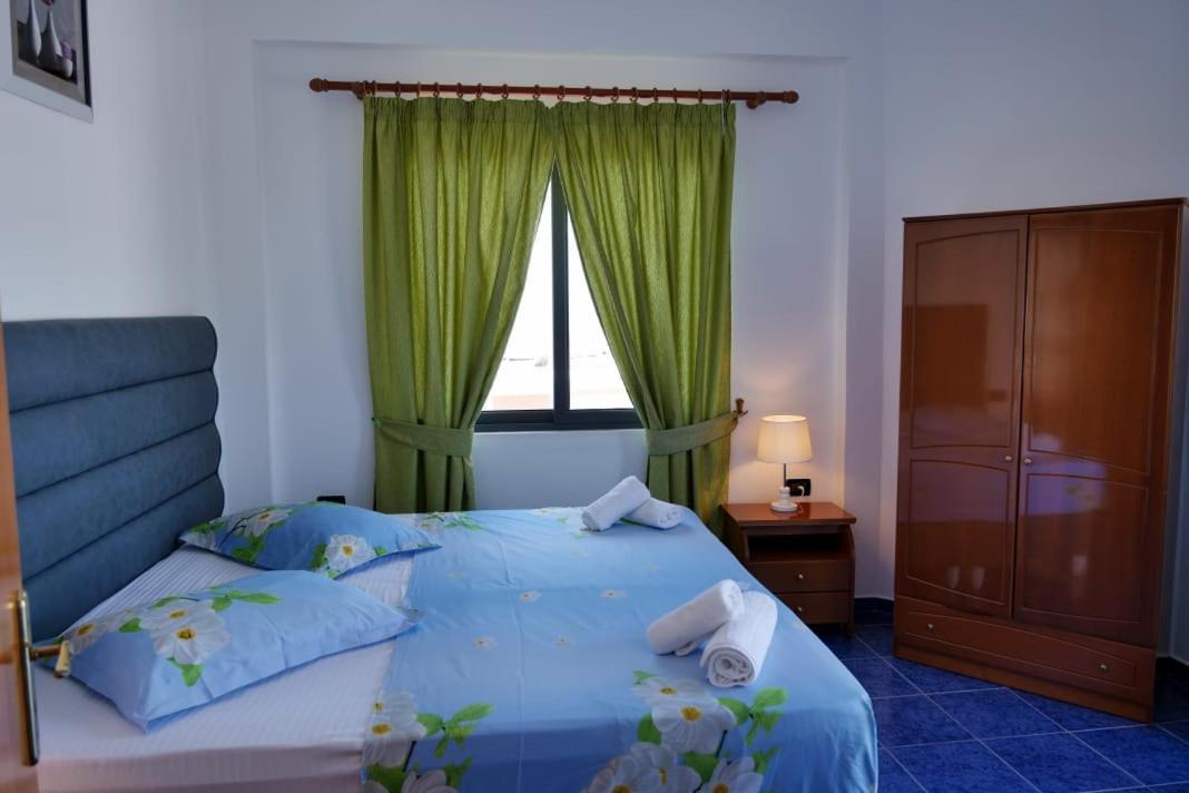 Blue Heaven Hotel Саранда Экстерьер фото